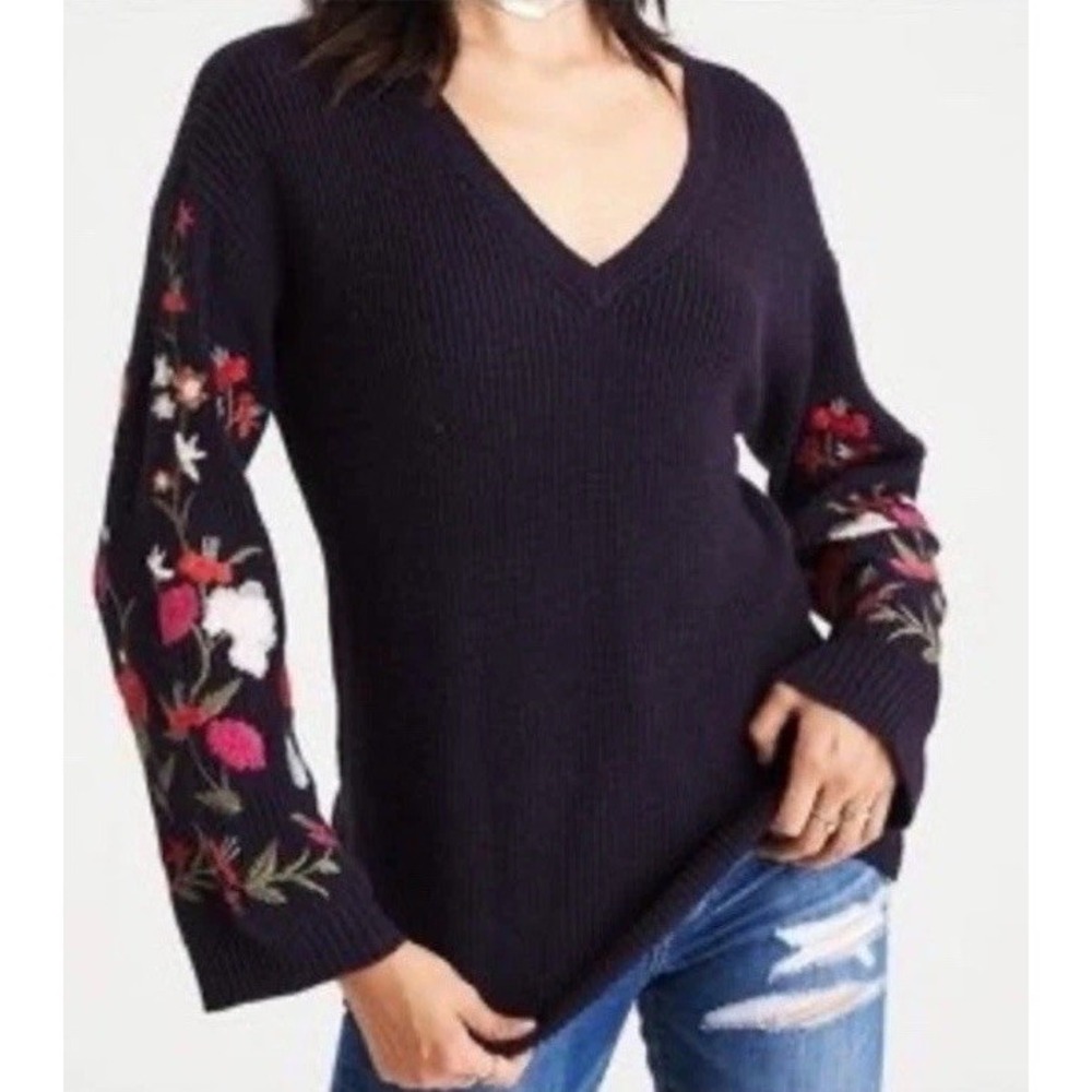 American Eagle Sweater Womens Medium Navy Blue Embroidered Boho Cottagecore